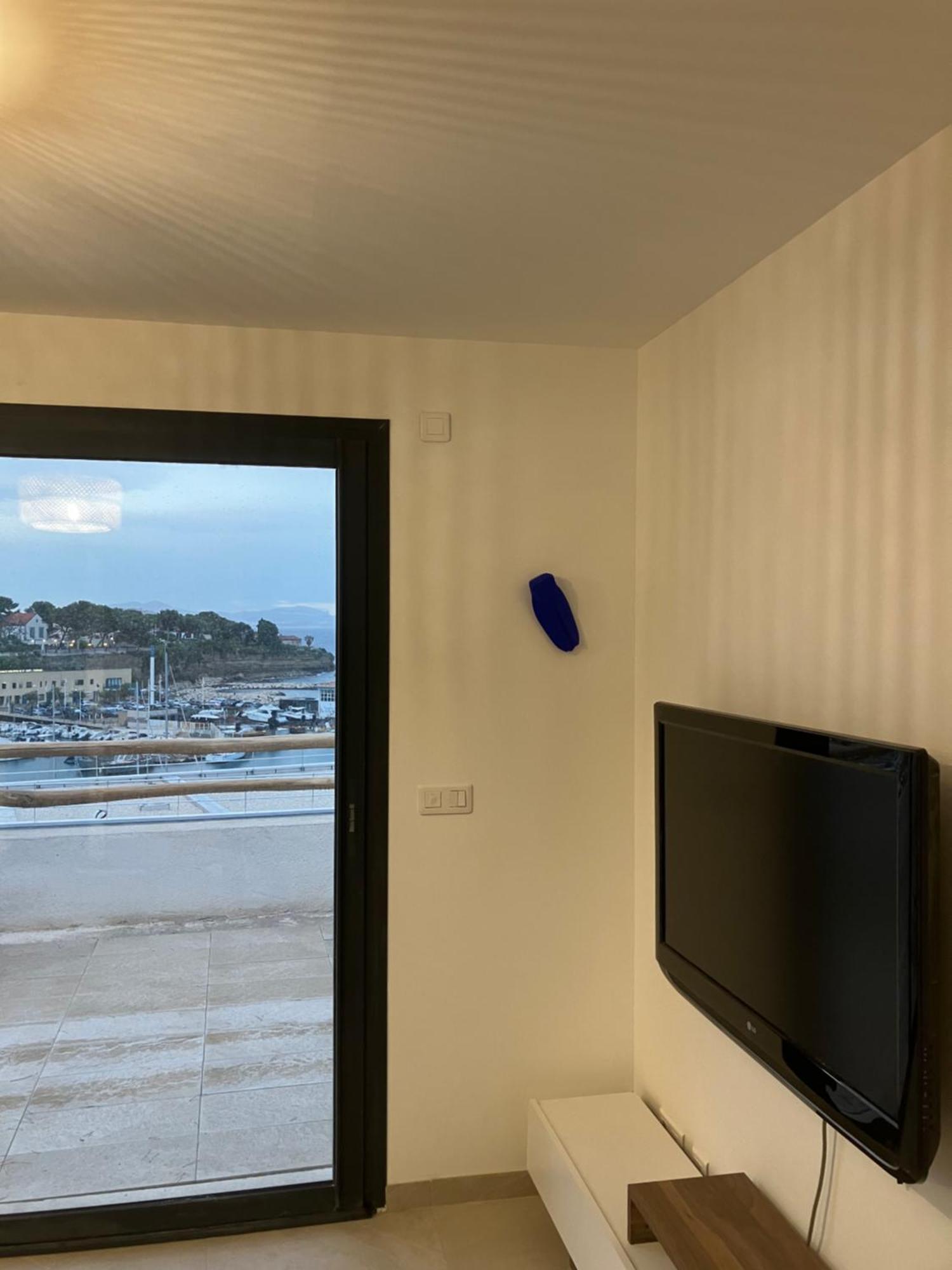 شقة T2 Vue Sur Le Port Jacuzzi Terrasse Et Parking كاري-لو-رويه المظهر الخارجي الصورة