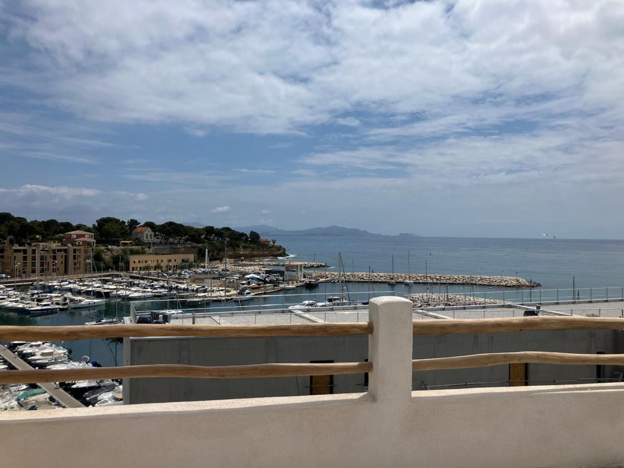 شقة T2 Vue Sur Le Port Jacuzzi Terrasse Et Parking كاري-لو-رويه المظهر الخارجي الصورة