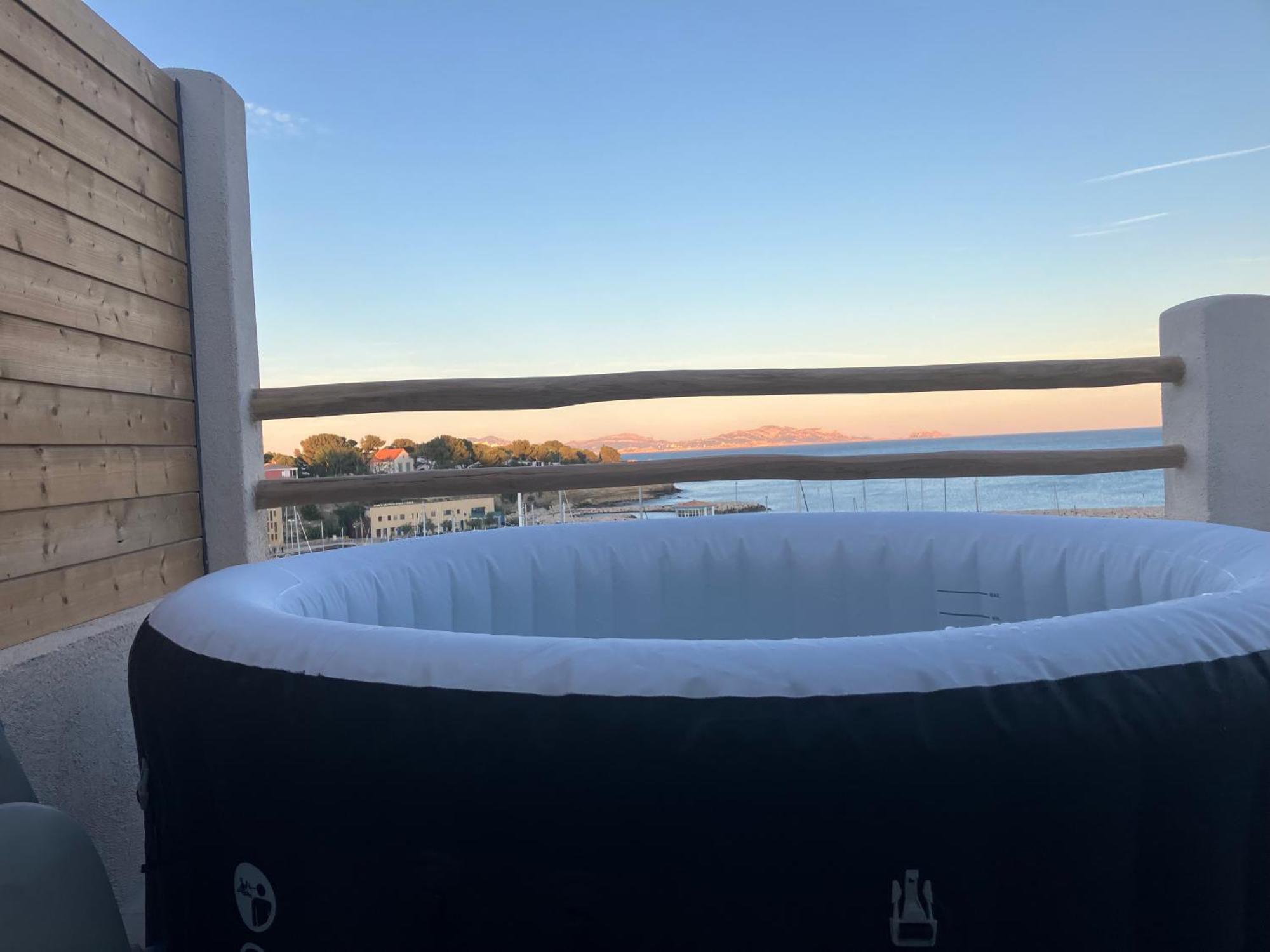 شقة T2 Vue Sur Le Port Jacuzzi Terrasse Et Parking كاري-لو-رويه المظهر الخارجي الصورة
